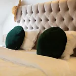 B&B Art And Sleep